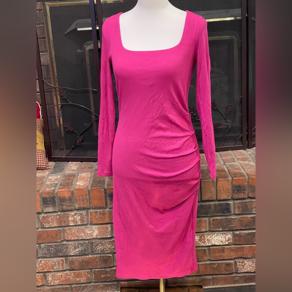 Chic Fuchsia Long Sleeve Dress